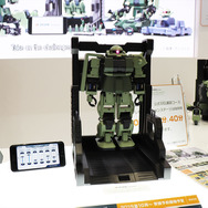 このザク……動くぞ！？ガンダムで学ぶプログラミング「ジオニックテクニクス」【おもちゃショー2019】