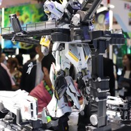 νガンダムはやっぱり伊達じゃない!「解体匠機」で君の家の一角がラー・カイラムに【おもちゃショー2019】