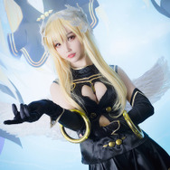 【コスプレ】可愛いとカッコイイを併せ持つ中国人気レイヤー洛洛子、“中国版コミケ”に天使として降臨【写真17枚】