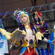 幕張メッセが特異点になる「FGOフェス2019」が開幕!マスターを出迎える公式コスプレイヤーと着ぐるみ速報【写真50枚】