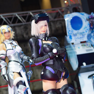 幕張メッセが特異点になる「FGOフェス2019」が開幕!マスターを出迎える公式コスプレイヤーと着ぐるみ速報【写真50枚】