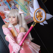 可愛いイリヤの公式コスプレイヤーと豪華クリエイター陣の色紙に注目！集客大勝利な「KADOKAWA」ブース【FGOフェス2019】