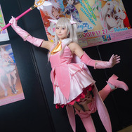 可愛いイリヤの公式コスプレイヤーと豪華クリエイター陣の色紙に注目！集客大勝利な「KADOKAWA」ブース【FGOフェス2019】