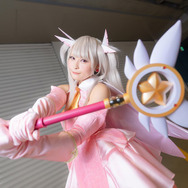 可愛いイリヤの公式コスプレイヤーと豪華クリエイター陣の色紙に注目！集客大勝利な「KADOKAWA」ブース【FGOフェス2019】