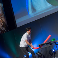 祝2周年！『リネレボ』ファンミーティングが開催―会場では新種族“カマエル”を用いた熱い要塞戦が見られた！