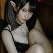 洛洛子写真集「楽」より／画像提供：洛洛子