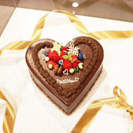 美麗な概念礼装を眺めながら思い出に浸る「FGO Memories展」レポート