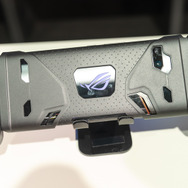 ASUS新型ゲーミングフォン「ROG Phone2」が世界最高峰な6つの理由！“やり過ぎ”な充実機能に心躍る