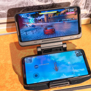 ASUS新型ゲーミングフォン「ROG Phone2」が世界最高峰な6つの理由！“やり過ぎ”な充実機能に心躍る
