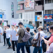 『モンスターハンターワールド：アイスボーン』狩猟解禁！渋谷に現れた受付嬢の笑顔にさっそく狩られた【写真38枚】