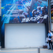 『モンスターハンターワールド：アイスボーン』狩猟解禁！渋谷に現れた受付嬢の笑顔にさっそく狩られた【写真38枚】