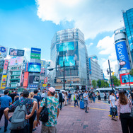 『モンスターハンターワールド：アイスボーン』狩猟解禁！渋谷に現れた受付嬢の笑顔にさっそく狩られた【写真38枚】