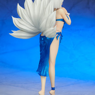 『アズレン』水着姿の「加賀」がフィギュアになって登場―こぼれ落ちそうな果実、大きく反った腰つき…その魅力はとどまる所を知らない！