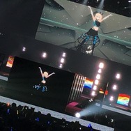 ついてこい、人類。―VTuberがランウェイを歩く「FAVRIC」が提示したバーチャルライブの光明とは？【イベントレポ】