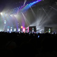 ついてこい、人類。―VTuberがランウェイを歩く「FAVRIC」が提示したバーチャルライブの光明とは？【イベントレポ】