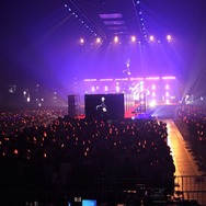 ついてこい、人類。―VTuberがランウェイを歩く「FAVRIC」が提示したバーチャルライブの光明とは？【イベントレポ】