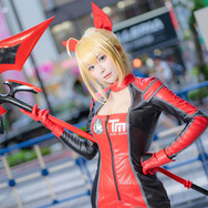 中国コスプレイヤー3人が『TYPE-MOON Racing』人気キャラ披露!秋葉原エンタメイベントで来場者を釘付けにしてしまう【写真29枚】