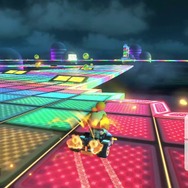 『マリオカート ツアー』のレインボーロードは絶対に落ちない超親切仕様!?“落ちやすさ”をシリーズ作品と比較！