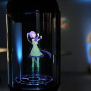 廉価版にも「期待してほしい」―“嫁”と一緒に生活できるキャラクター召喚装置「Gatebox」発表会レポ