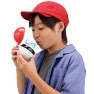 「『ガチッとゲットだぜ！モンスターボール』6,990円（税抜）」（Ｃ）Nintendo・Creatures・GAME FREAK・TV Tokyo・ShoPro・JR Kikaku （Ｃ）Pokemon