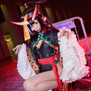 【コスプレ】人気レイヤー五木あきら、どっちのハロコスが好き? シスター&キョンシー姿に注目【写真39枚】