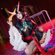 【コスプレ】人気レイヤー五木あきら、どっちのハロコスが好き? シスター&キョンシー姿に注目【写真39枚】