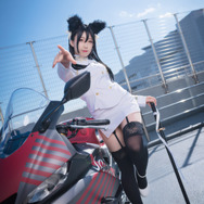 『アズレン』コラボバイクが「東京モーターショー」出展！人気コスプレイヤー・伊織もえ、大河もも、Toriiiが魅了【写真43枚】