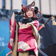 宇垣美里、銀髪人狼コスで魅了！ 人気レイヤーゆう＆シスルと語る、メイクのポイントは？【写真35枚】