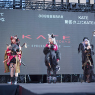 宇垣美里、銀髪人狼コスで魅了！ 人気レイヤーゆう＆シスルと語る、メイクのポイントは？【写真35枚】