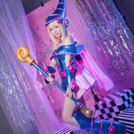 【コスプレ】えなこ、ブラマジガールのコスプレ披露！ 主催イベントに宮本彩希ら人気レイヤー7人集結【写真103枚】