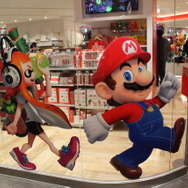 ニンテンドーグッズの楽園はここだ！日本国内初の任天堂直営オフィシャルストア「Nintendo TOKYO」レポート