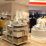 ニンテンドーグッズの楽園はここだ！日本国内初の任天堂直営オフィシャルストア「Nintendo TOKYO」レポート