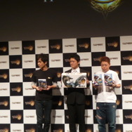 カプコン『モンスターハンター3(トライ)』完成披露発表会を開催 ― 岩田社長も駆けつける