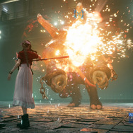 『FF7  リメイク』難易度「CLASSIC」で、懐かしの「コマンドバトル」が楽しめる! エアリスやバレットのキービジュアルも美しい・・・