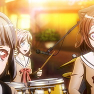 『バンドリ!』×「キリン 午後の紅茶」コラボCM公開!ポピパがCM限定ライブ会場で新曲「White Afternoon」を披露