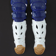 サイヤ人 レガース　46,200円(税込)（C）バードスタジオ／集英社・東映アニメーション