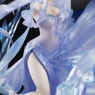 「Re:ゼロから始める異世界生活 エミリア -Crystal Dress Ver-」（C） 長月達平・株式会社KADOKAWA刊／Re:ゼロから始める異世界生活製作委員会