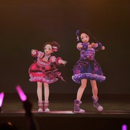 バーチャルアイドル「GEMS COMPANY」が見せた聖夜前の大熱狂―単独ライブ「Magic Socks」をレポート