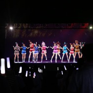 バーチャルアイドル「GEMS COMPANY」が見せた聖夜前の大熱狂―単独ライブ「Magic Socks」をレポート