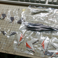 『エースコンバット7』コトブキヤ1/144「X-02S」レビュー…ディテール強化とロール軸追加で展示しやすさも向上！【ゲーム系プラモって実際どう？】