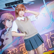 【コスプレ】伊織もえが「とある」御坂美琴に！ 自動販売機を蹴り飛ばす名シーンも再現【写真20枚】