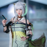 【コスプレ】吸い込まれそうな透明感…！ 中国人気レイヤー・洛洛子「アークナイツ」ケルシーコス【写真32枚】