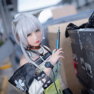 【コスプレ】吸い込まれそうな透明感…！ 中国人気レイヤー・洛洛子「アークナイツ」ケルシーコス【写真32枚】