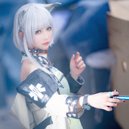 【コスプレ】吸い込まれそうな透明感…！ 中国人気レイヤー・洛洛子「アークナイツ」ケルシーコス【写真32枚】