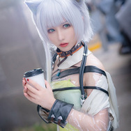 【コスプレ】吸い込まれそうな透明感…！ 中国人気レイヤー・洛洛子「アークナイツ」ケルシーコス【写真32枚】