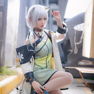 【コスプレ】吸い込まれそうな透明感…！ 中国人気レイヤー・洛洛子「アークナイツ」ケルシーコス【写真32枚】