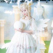 神々しいほどのキュートさ！ ロリータモデルの超新星・長寇【写真52枚】