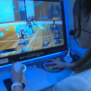 『武装神姫 アーマードプリンセス バトルコンダクター』デモプレイでゲームの流れを紹介！4人用マッチ「ジェムバトル」もお披露目【ステージ情報まとめ】