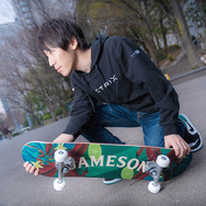 アイリッシュウイスキー「ジェムソン」が更なる本気度で8bitスマホゲーム開発！プロゲーマーももち＆チョコが高得点を叩き出す