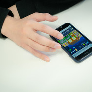 アイリッシュウイスキー「ジェムソン」が更なる本気度で8bitスマホゲーム開発！プロゲーマーももち＆チョコが高得点を叩き出す